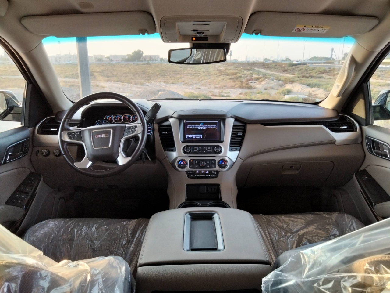 GMC Yukon - Image 2