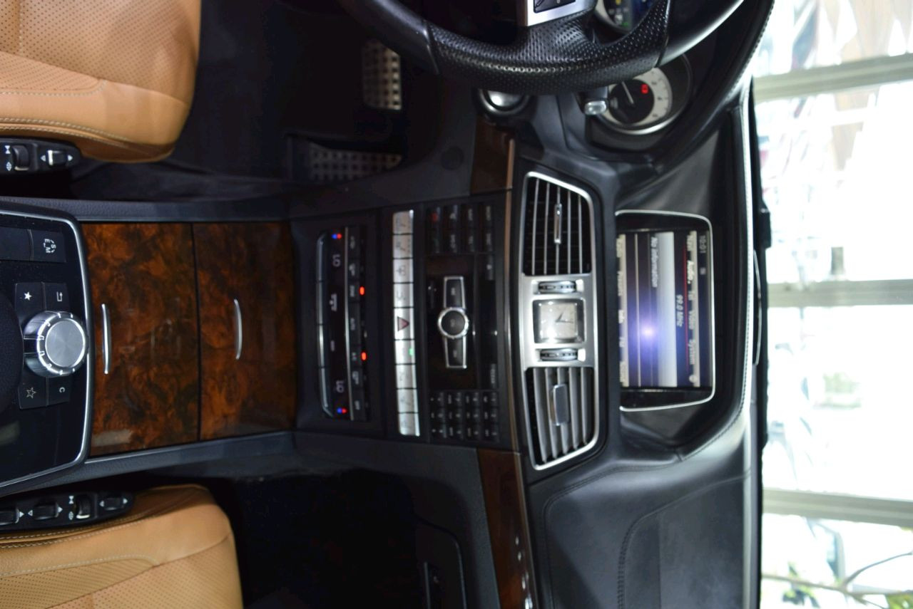Mercedes Benz E-Class - Image 7