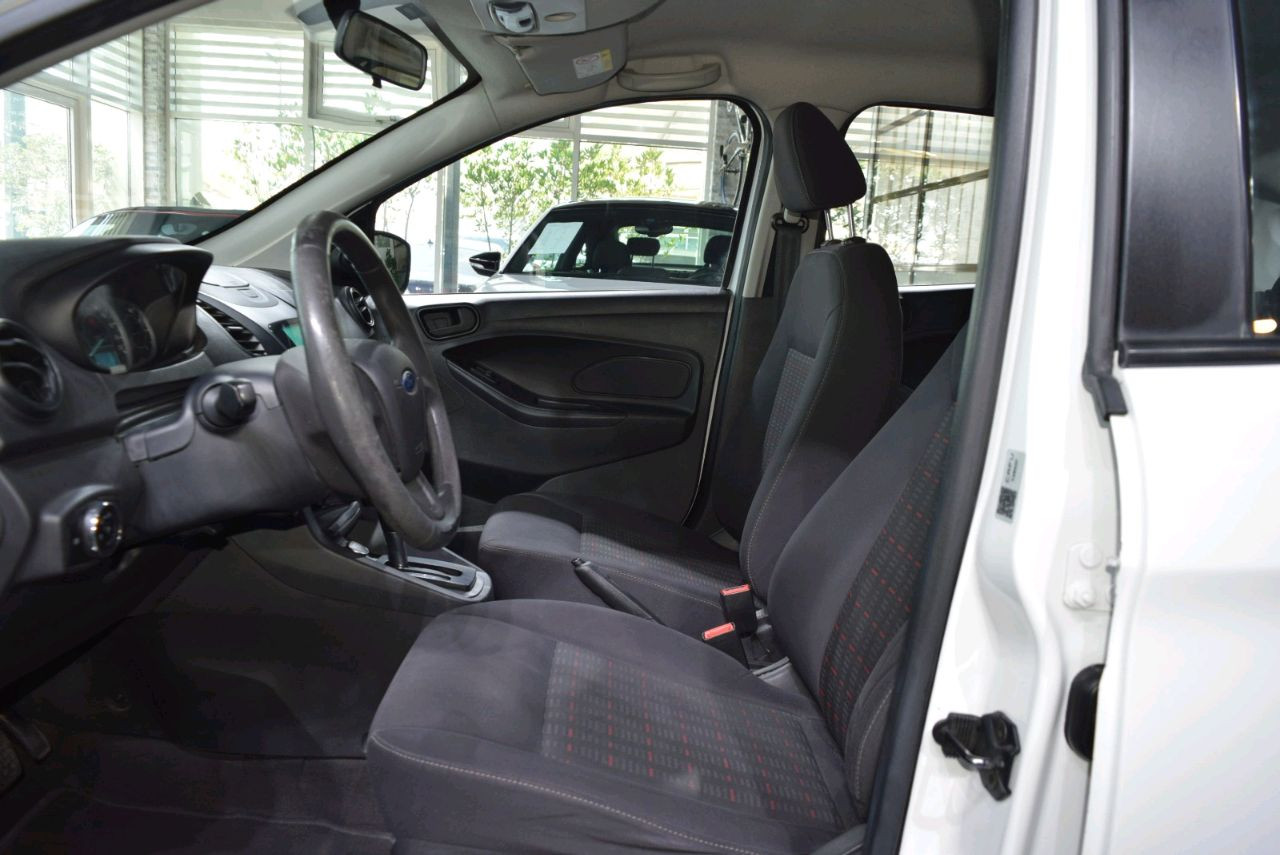 Ford Figo - Image 11