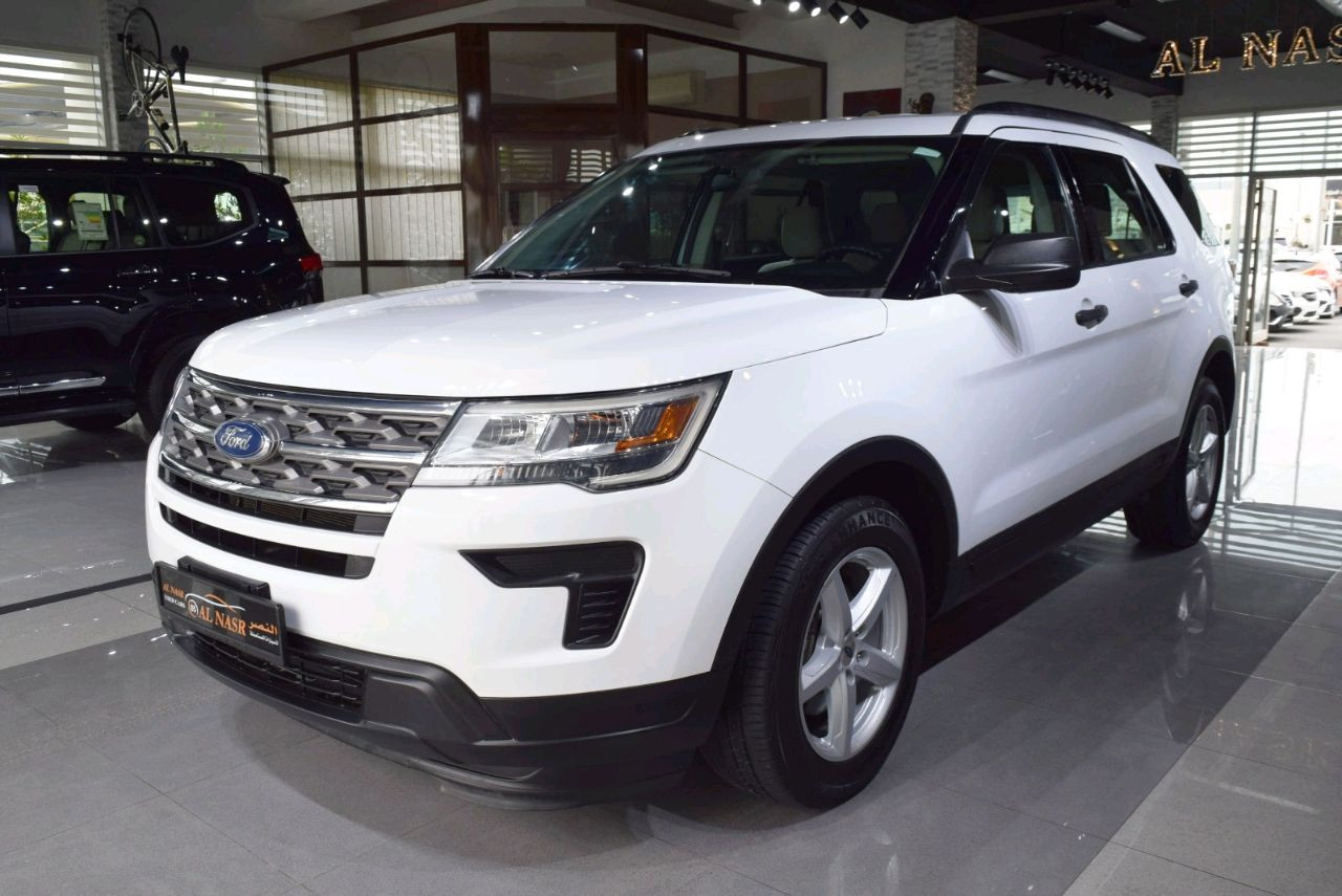 Ford Explorer - Image 8