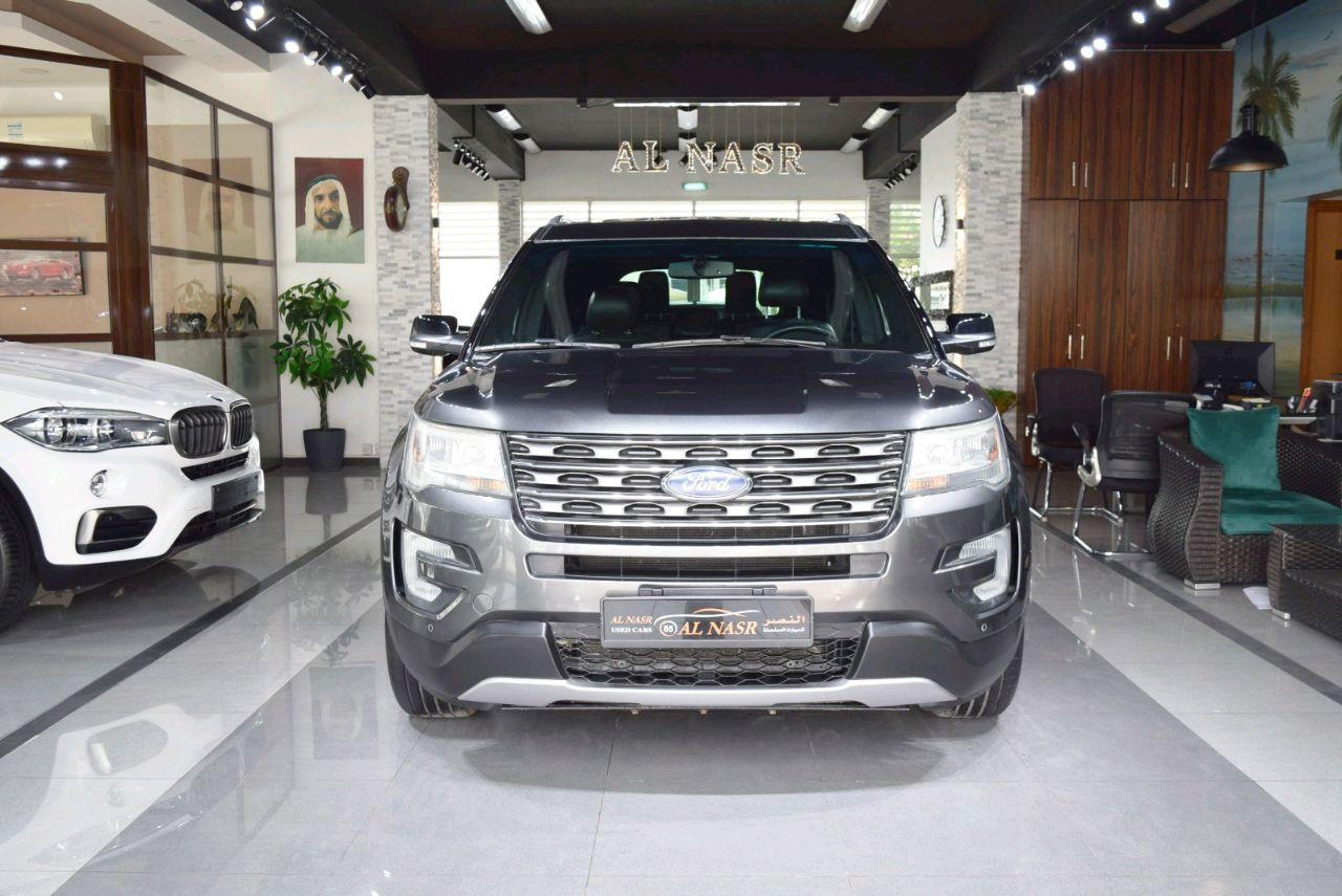 Ford Explorer - Image 9