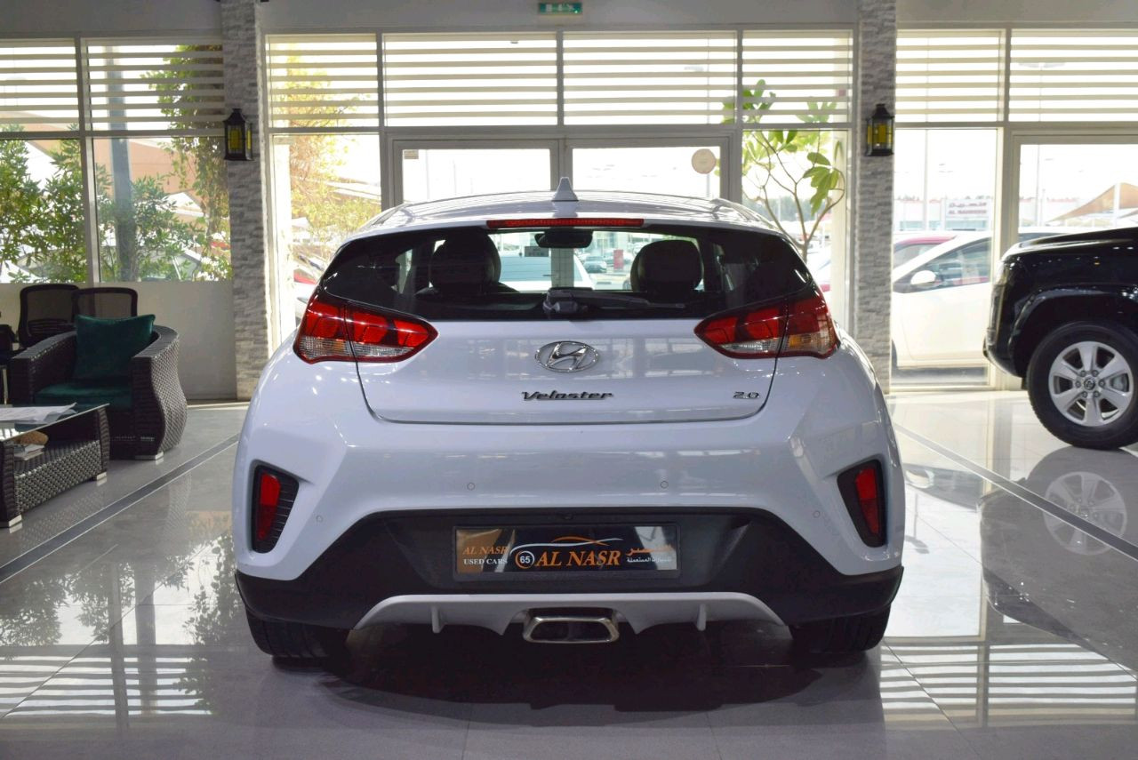 Hyundai Veloster - Image 9