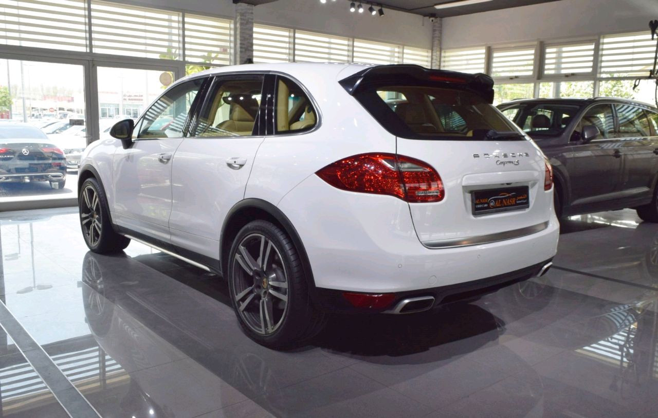 Porsche Cayenne - Image 4