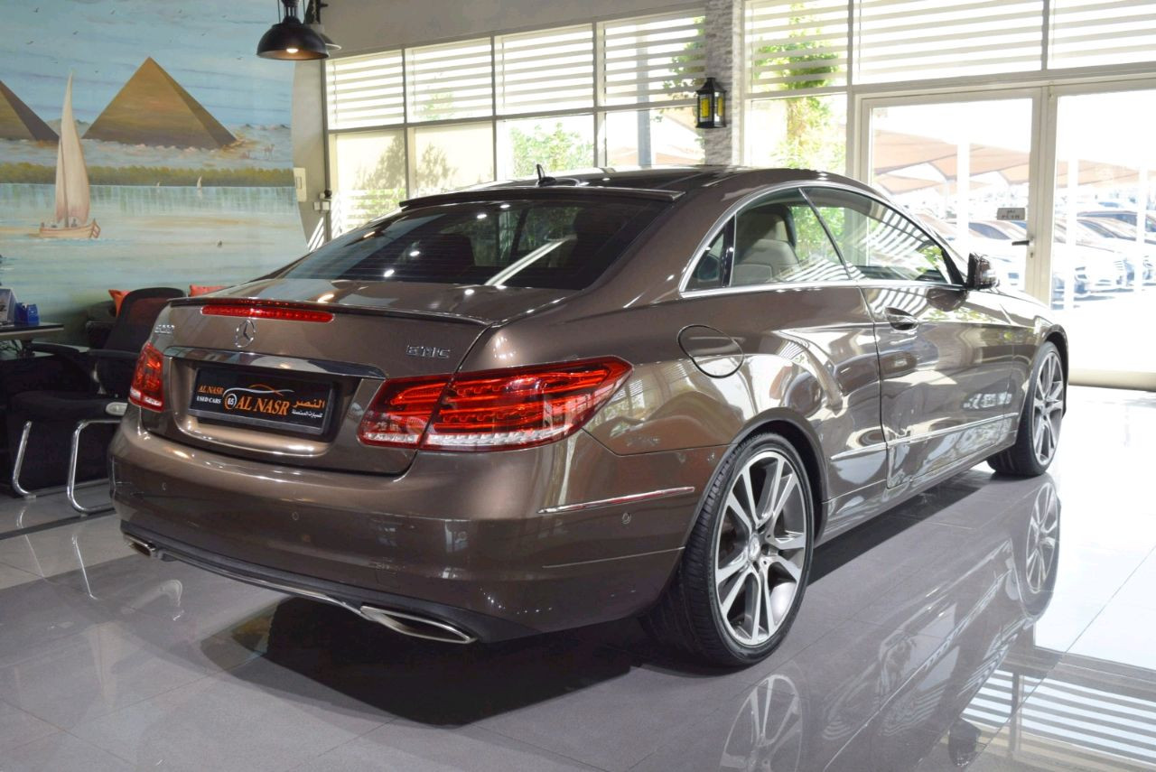 Mercedes Benz E-Class - Image 12