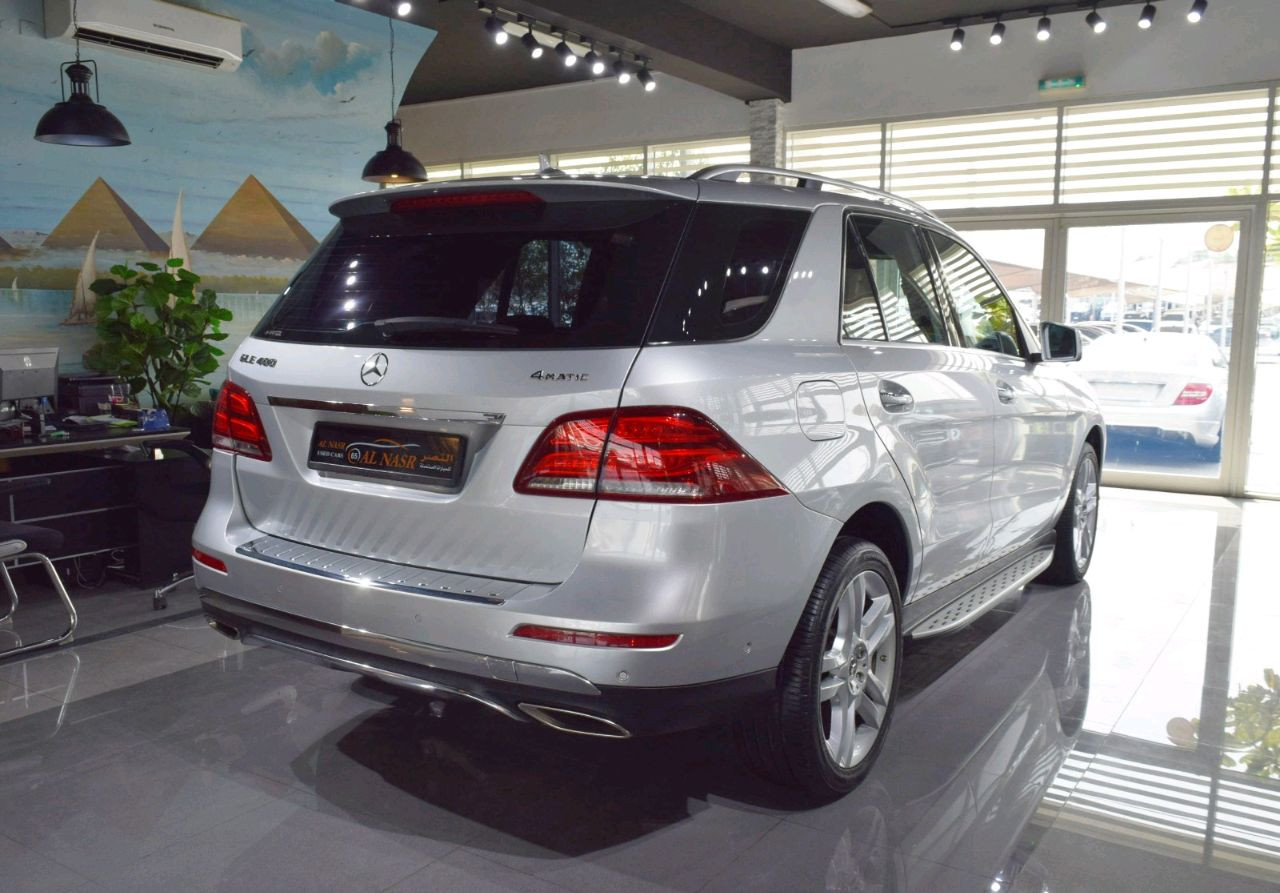 Mercedes Benz GLE SUV - Image 11