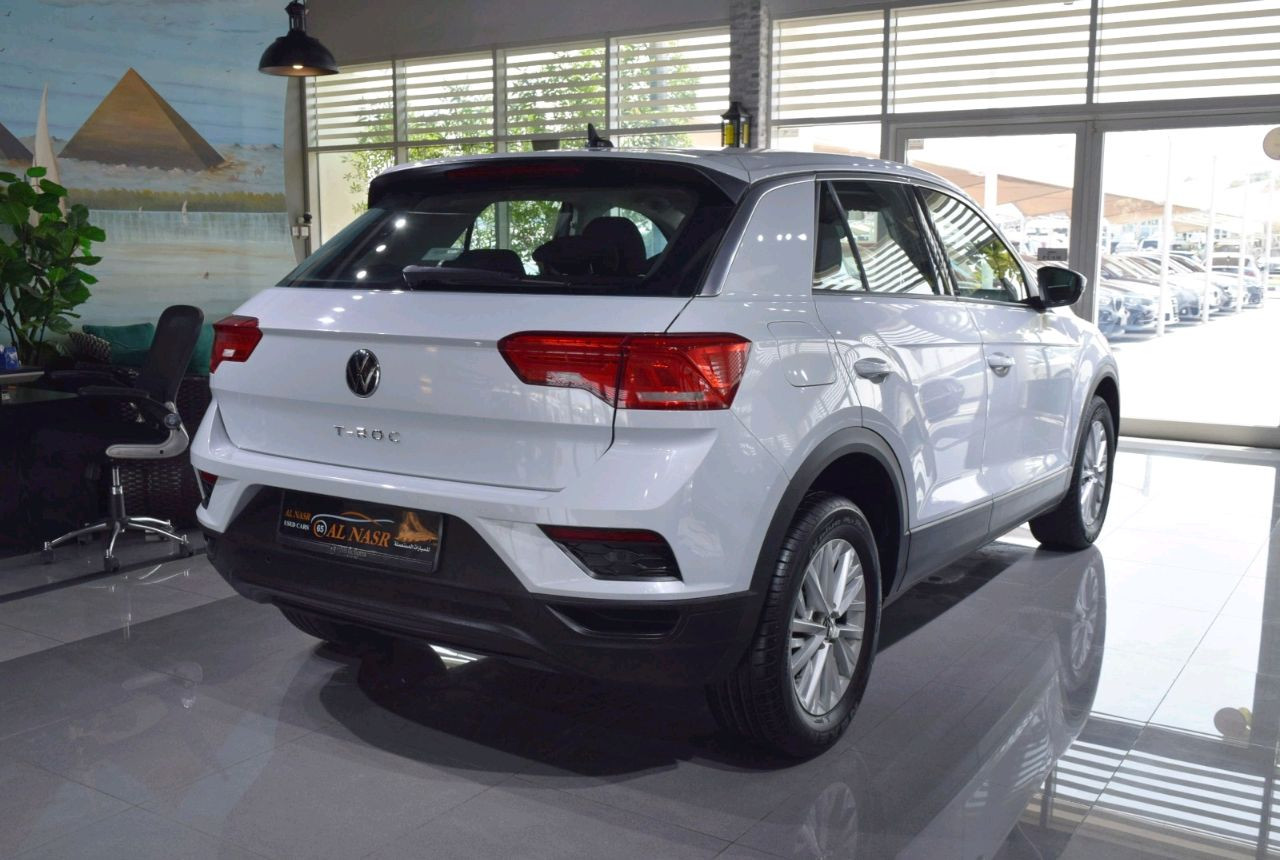 Volkswagen T-ROC - Image 17