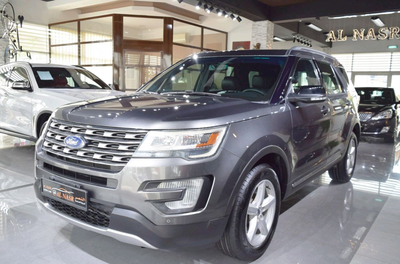 Ford Explorer - Image 4