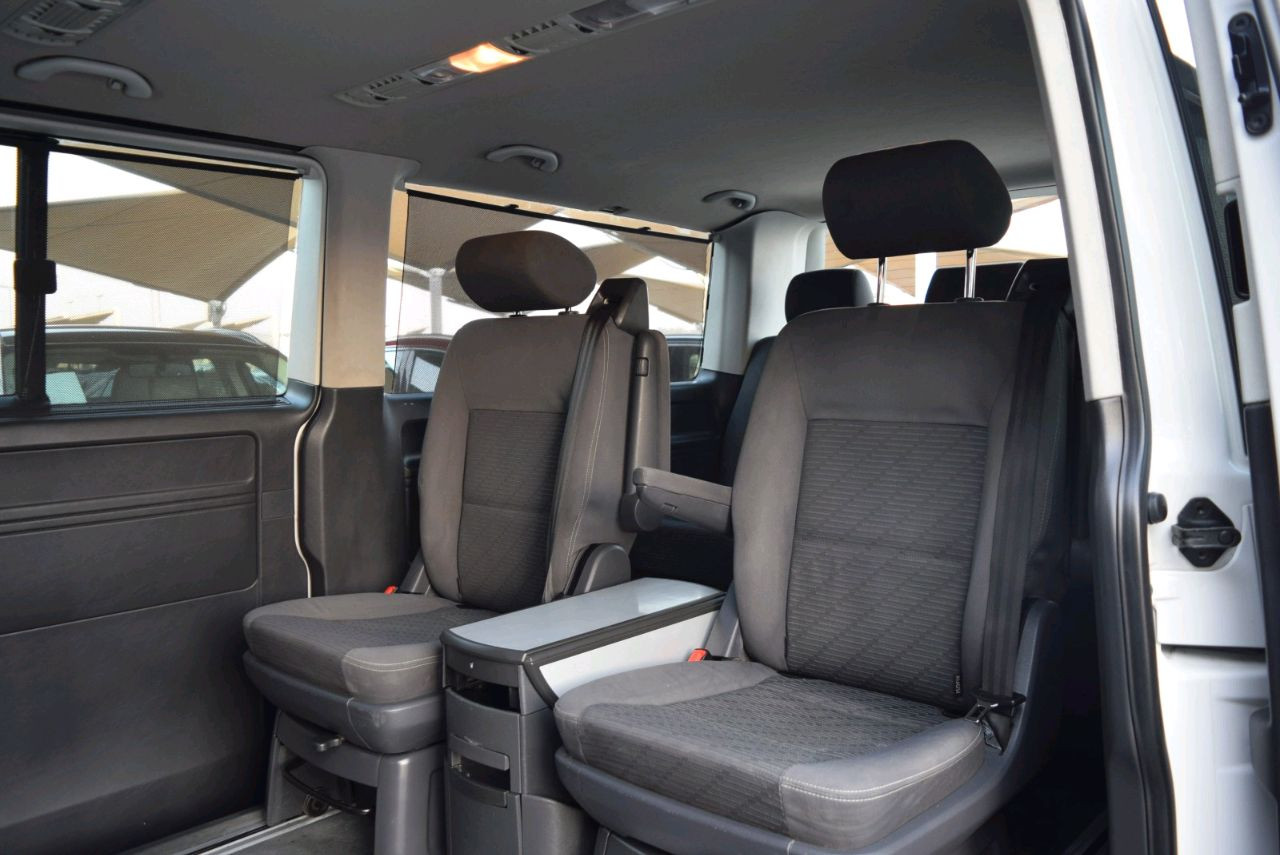 Volkswagen Multivan - Image 7