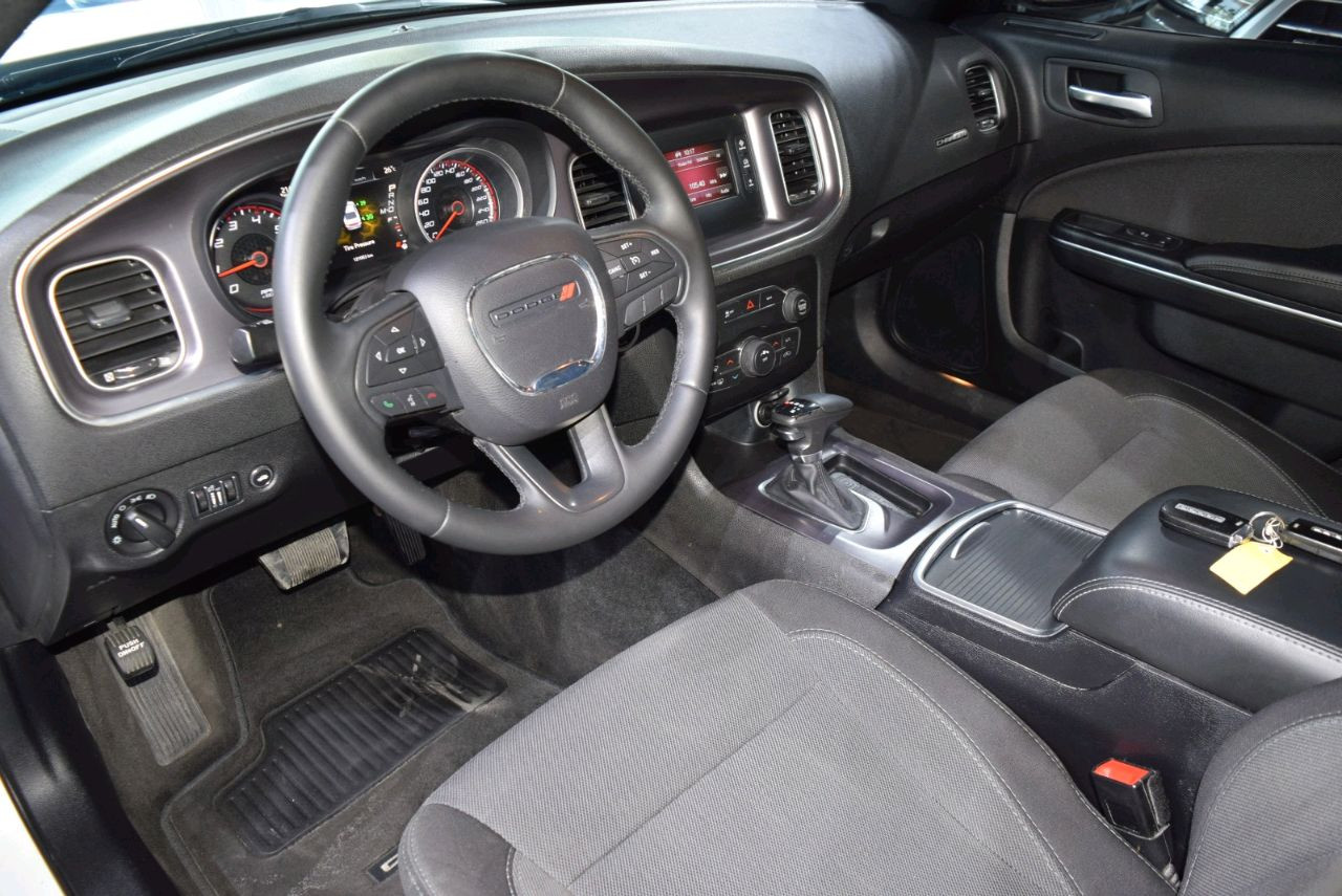 Dodge Charger - Image 4