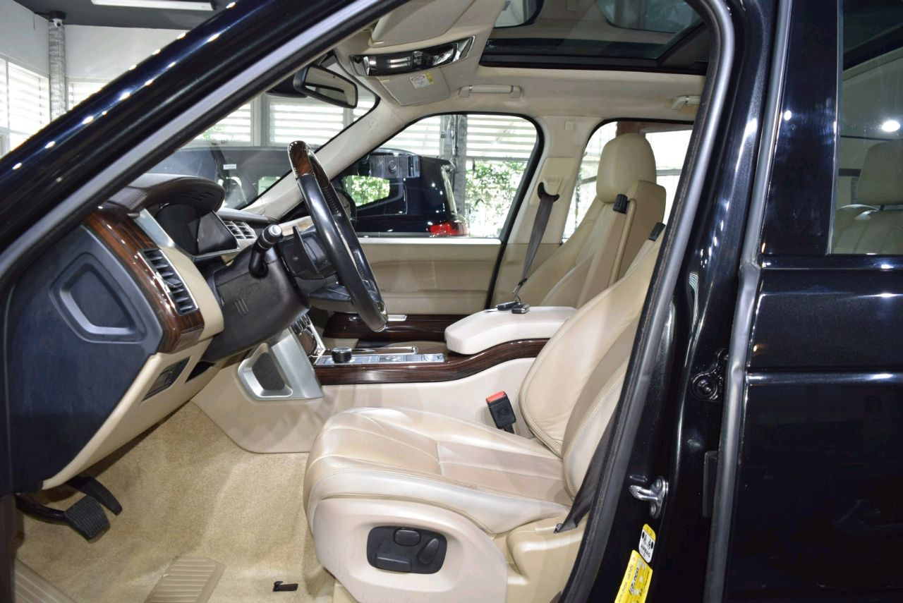 Range Rover Vogue - Image 4