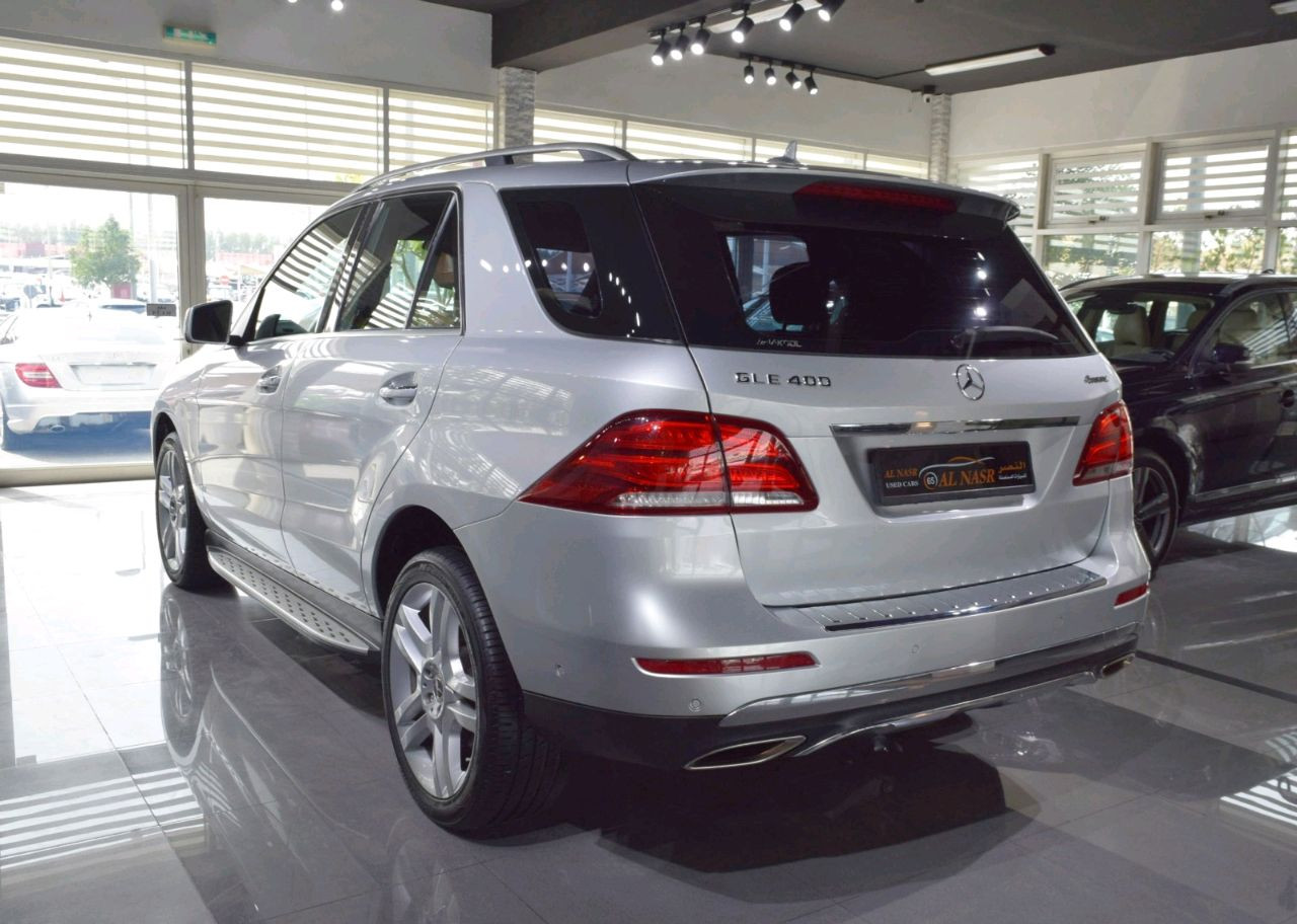 Mercedes Benz GLE SUV - Image 4
