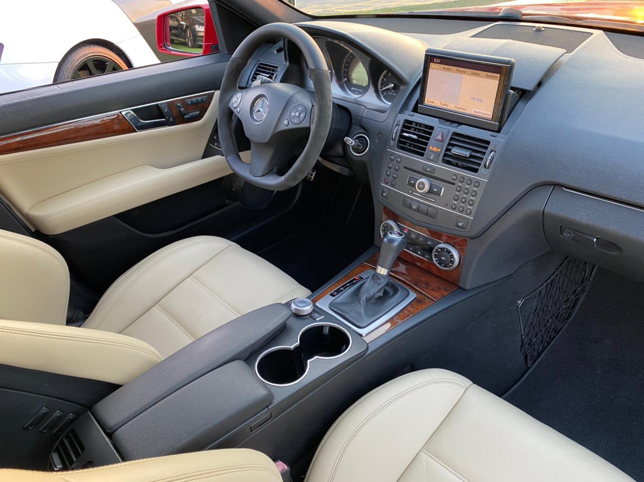 Mercedes Benz C-Class - Image 7