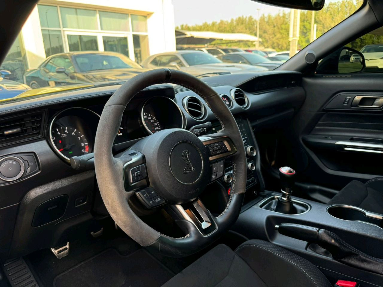 Ford Mustang - Image 5