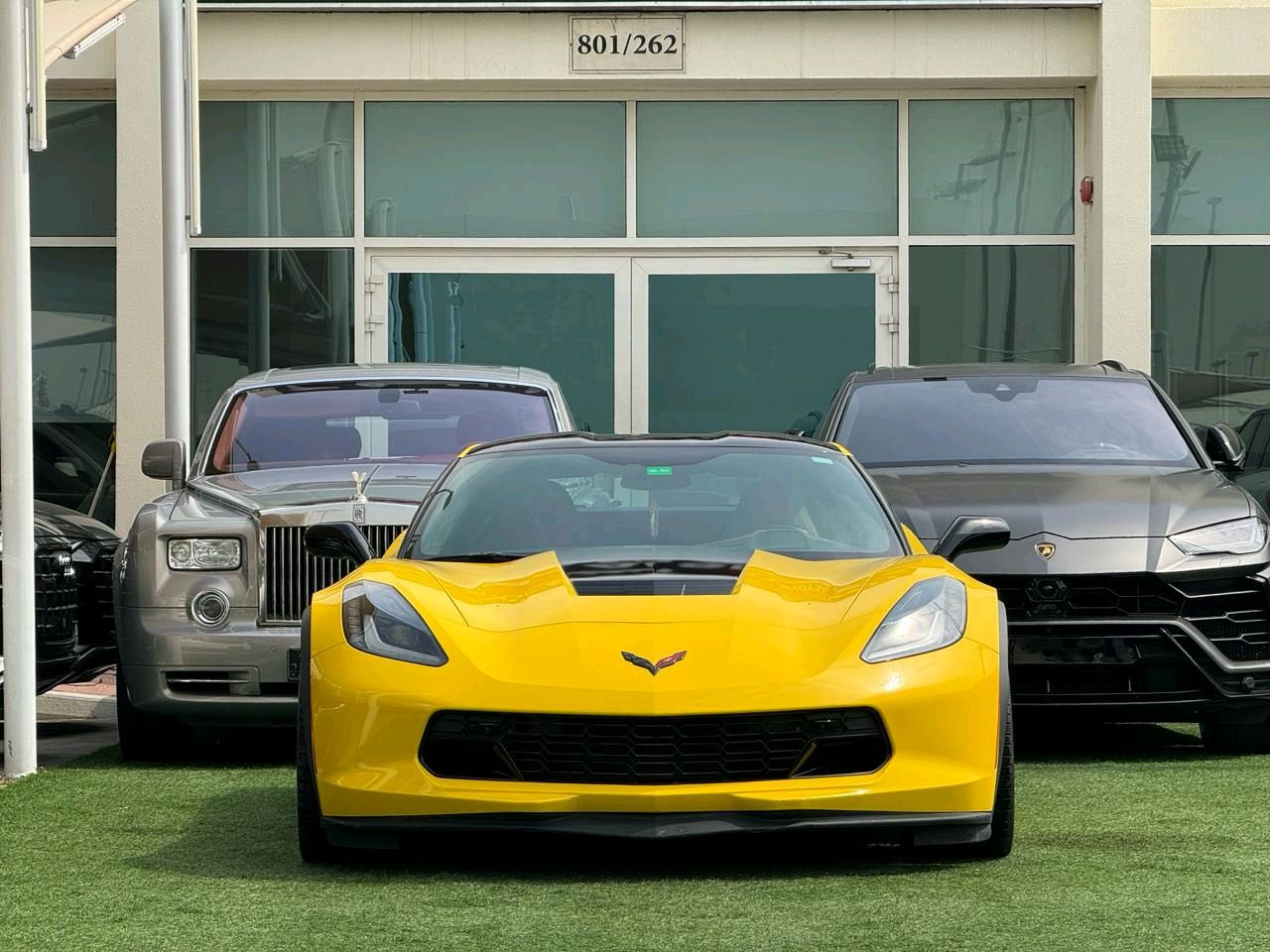 Chevrolet Corvette - Image 10