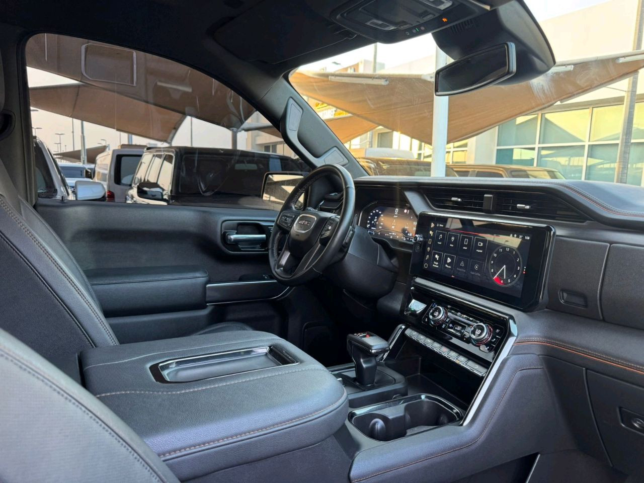 GMC Sierra - Image 7