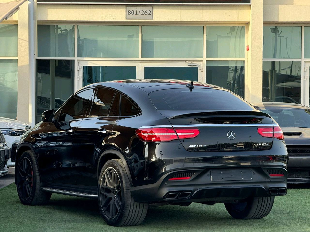 Mercedes Benz GLE SUV - Image 6