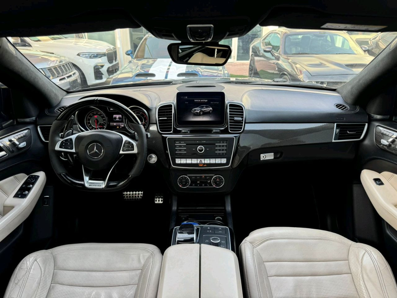 Mercedes Benz GLE SUV - Image 3