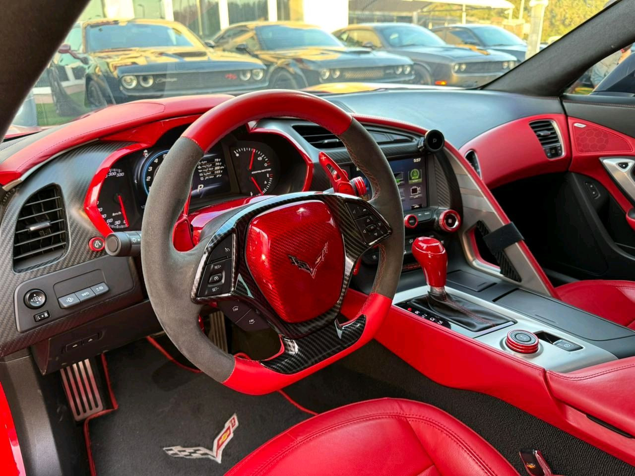 Chevrolet Corvette - Image 13