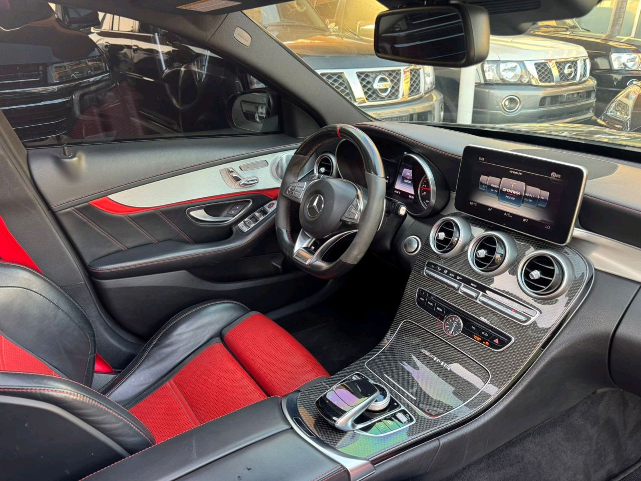 Mercedes Benz C-Class - Image 10