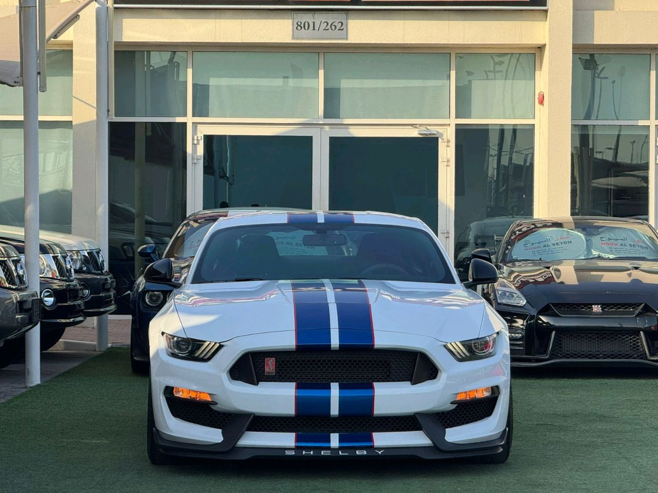 Ford Mustang - Image 8