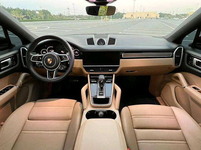 Porsche Cayenne - Image 7