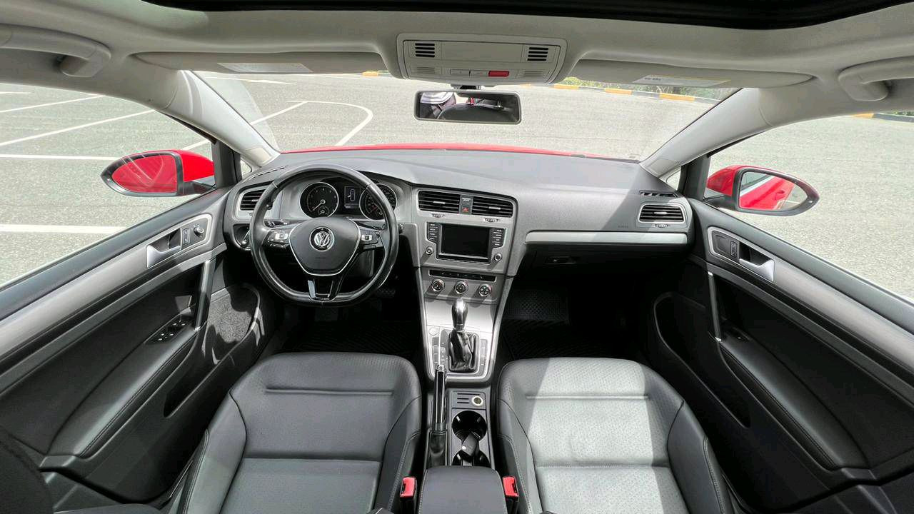 Volkswagen Golf - Image 5
