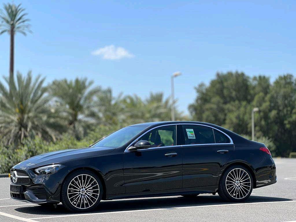 Mercedes Benz C-Class - Image 4