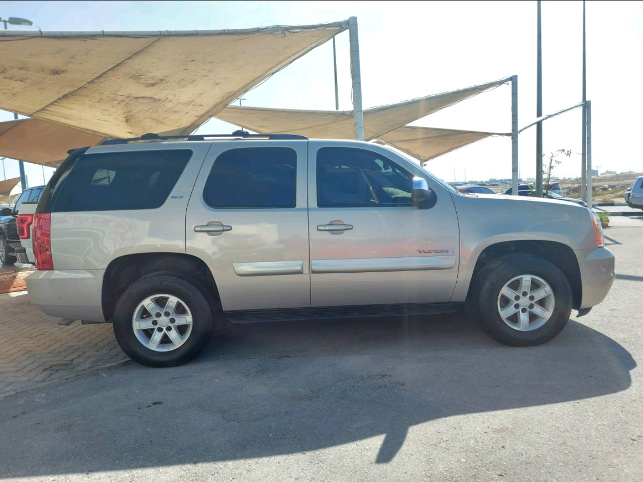 GMC Yukon - Image 3