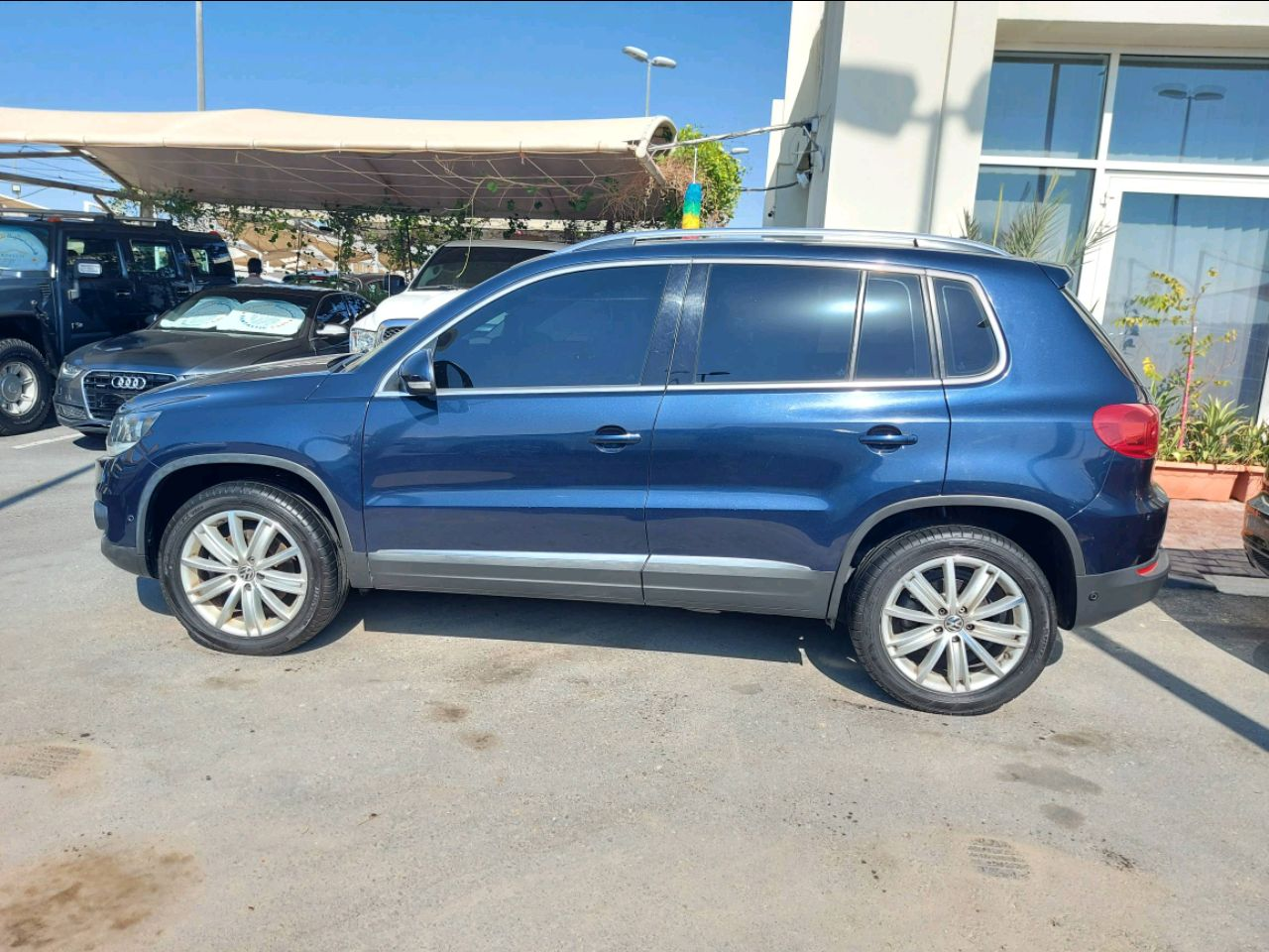 Volkswagen Tiguan - Image 2