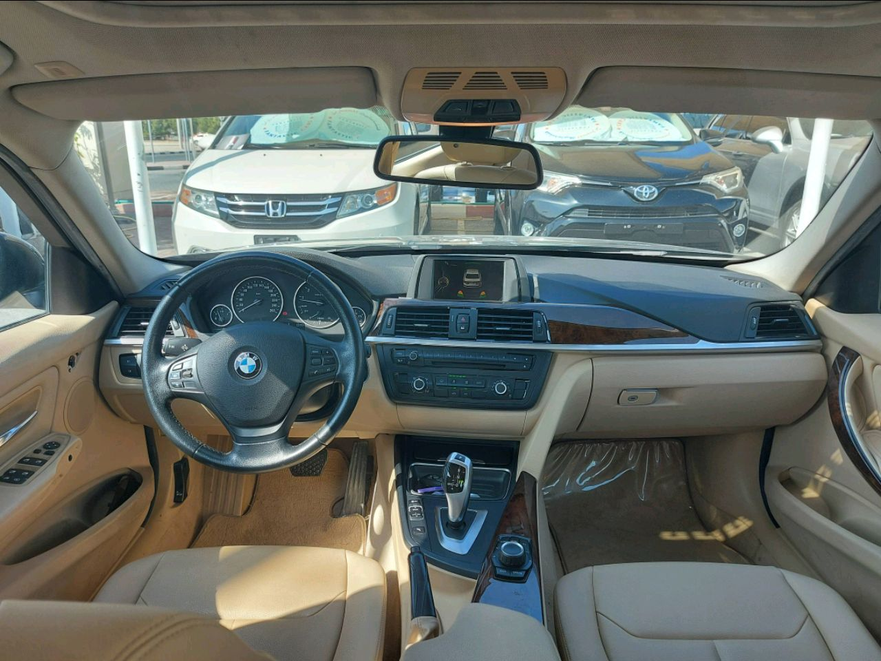 BMW 3-Series - Image 2