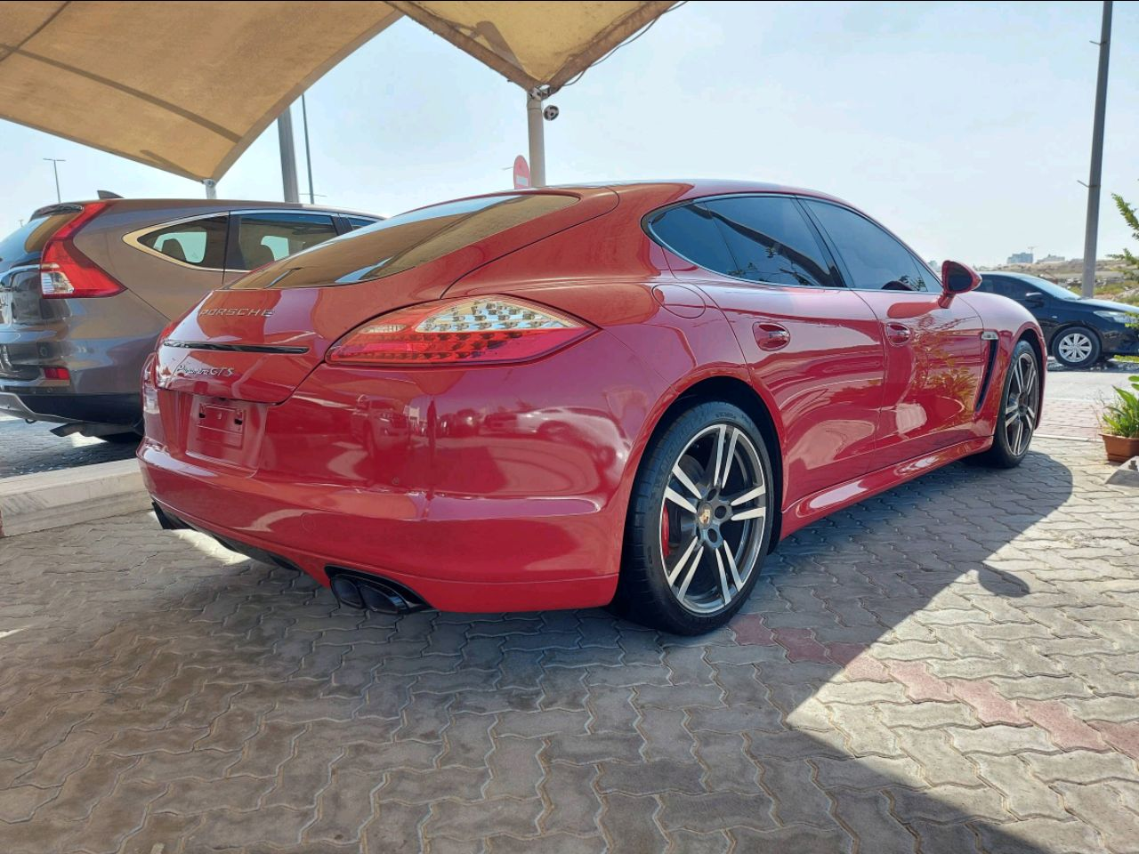 Porsche Panamera - Image 3