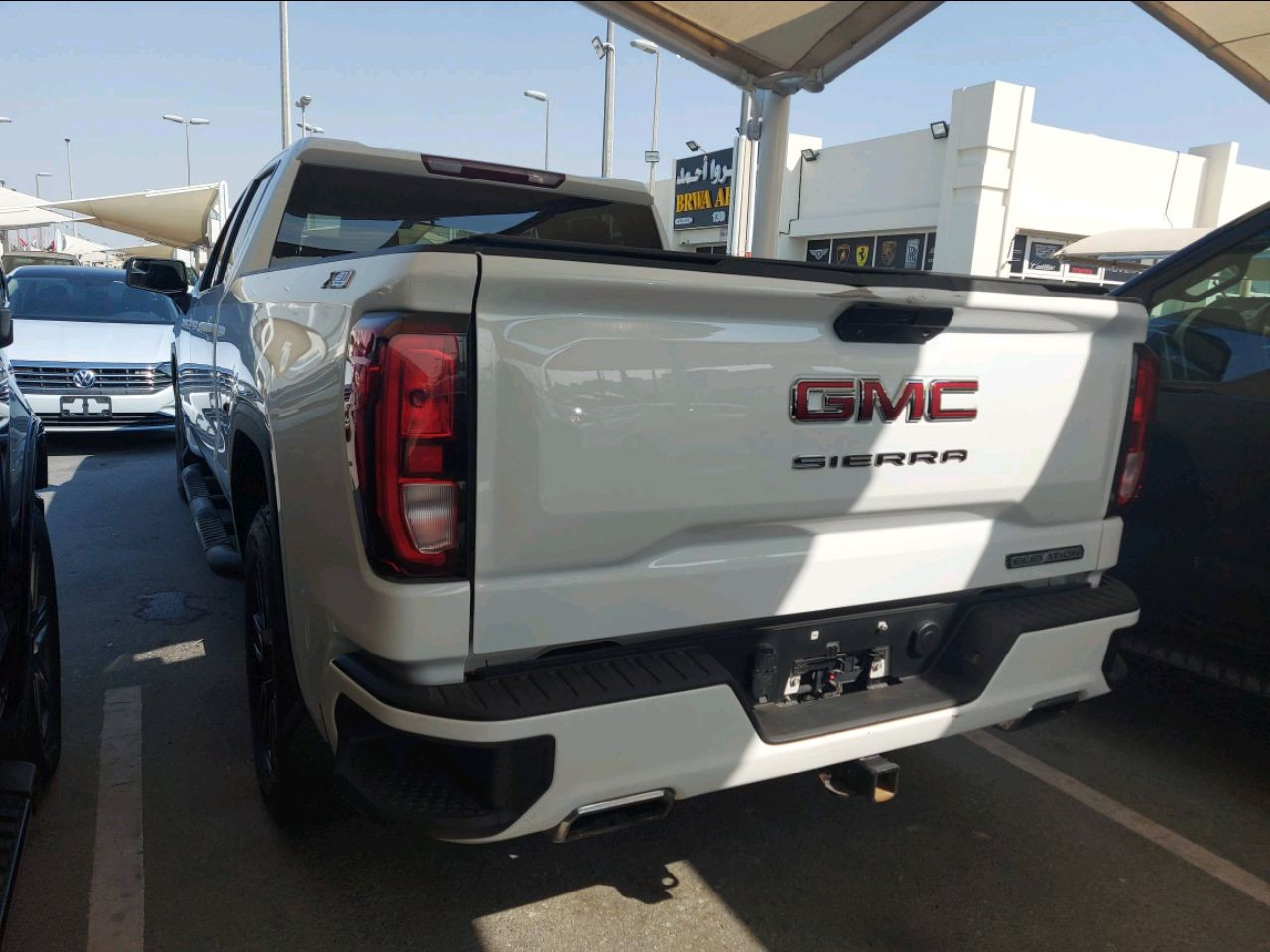GMC Sierra - Image 2