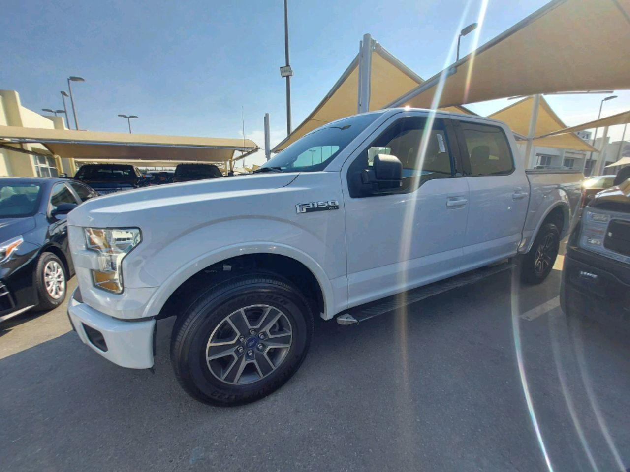 Ford F-Series Pickup - Image 4
