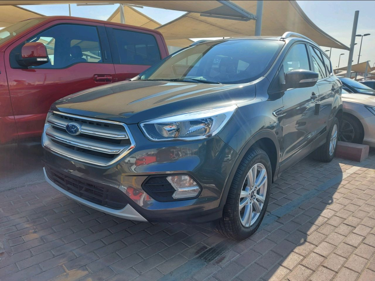 Ford Escape - Image 2