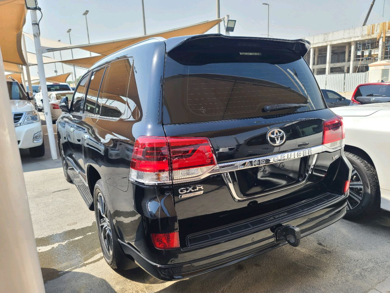 Toyota Land Cruiser - Image 8