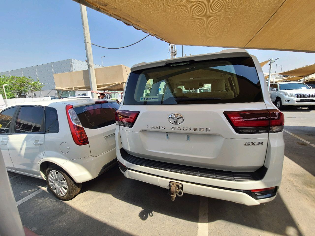 Toyota Land Cruiser - Image 5