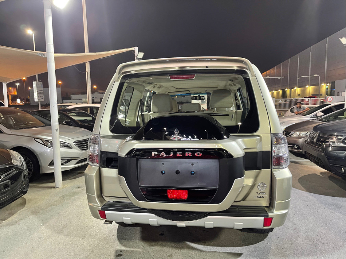 Mitsubishi Pajero - Image 3