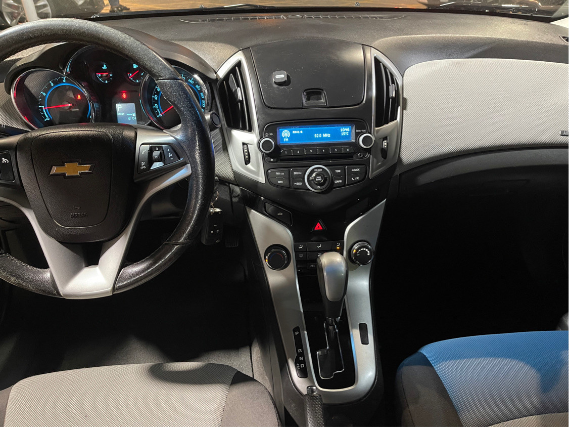 Chevrolet Cruze - Image 7