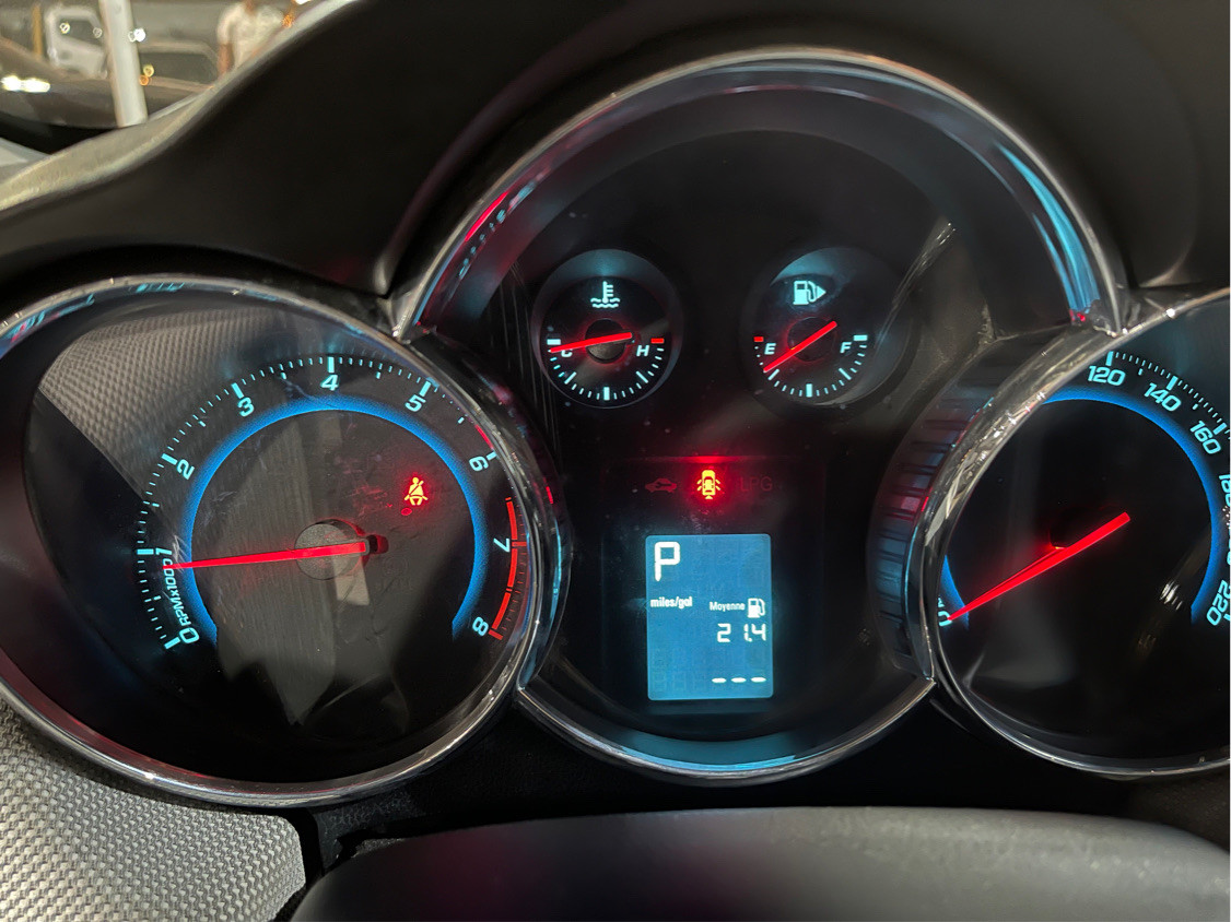Chevrolet Cruze - Image 6