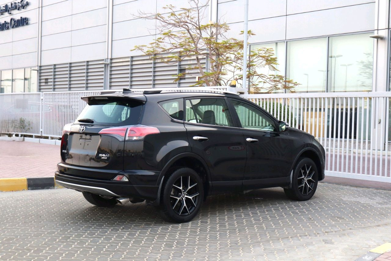 Toyota Rav 4 - Image 7