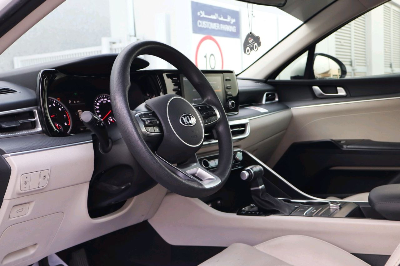 KIA K 5 - Image 8