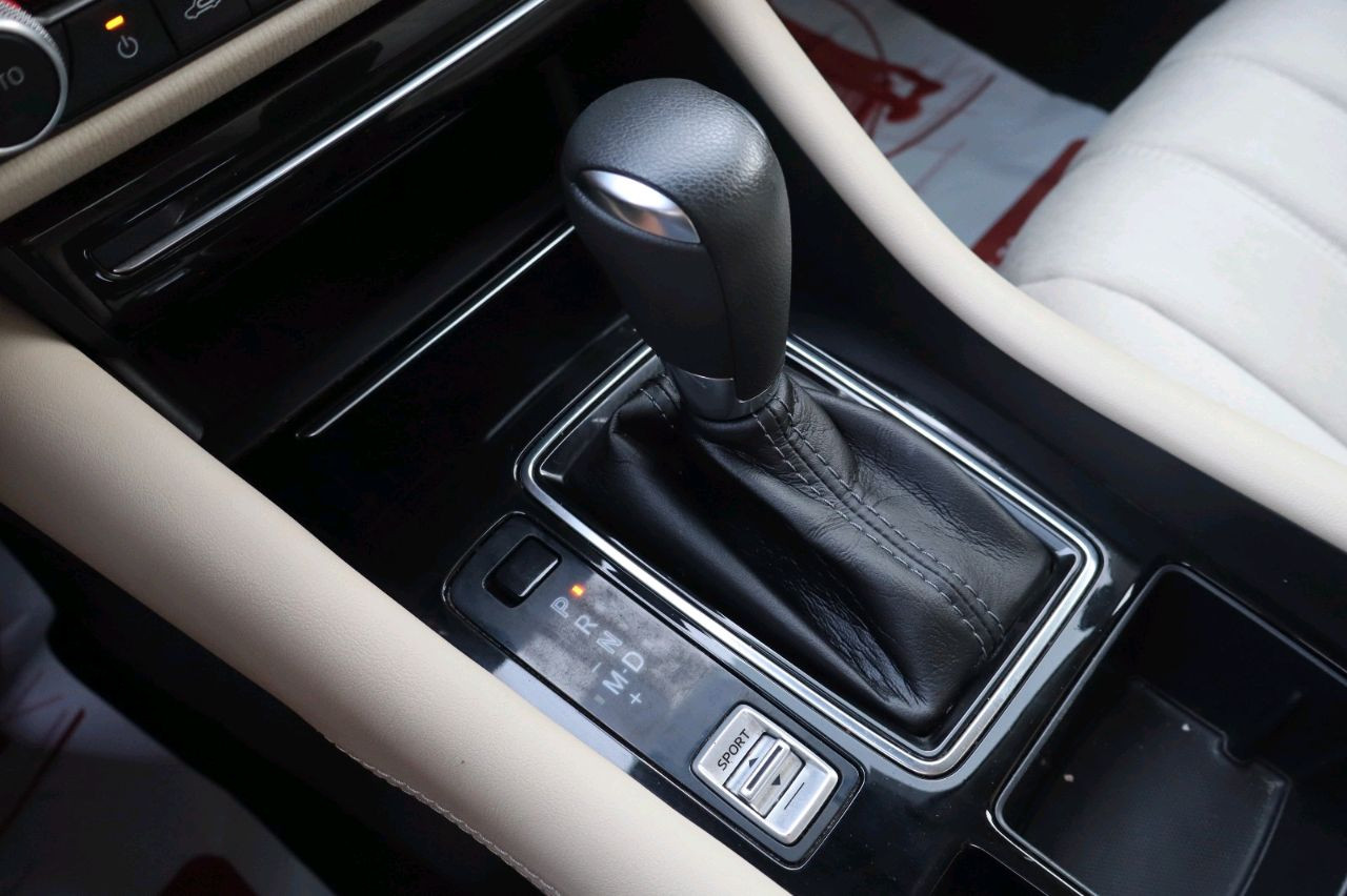 Mazda 6 - Image 7