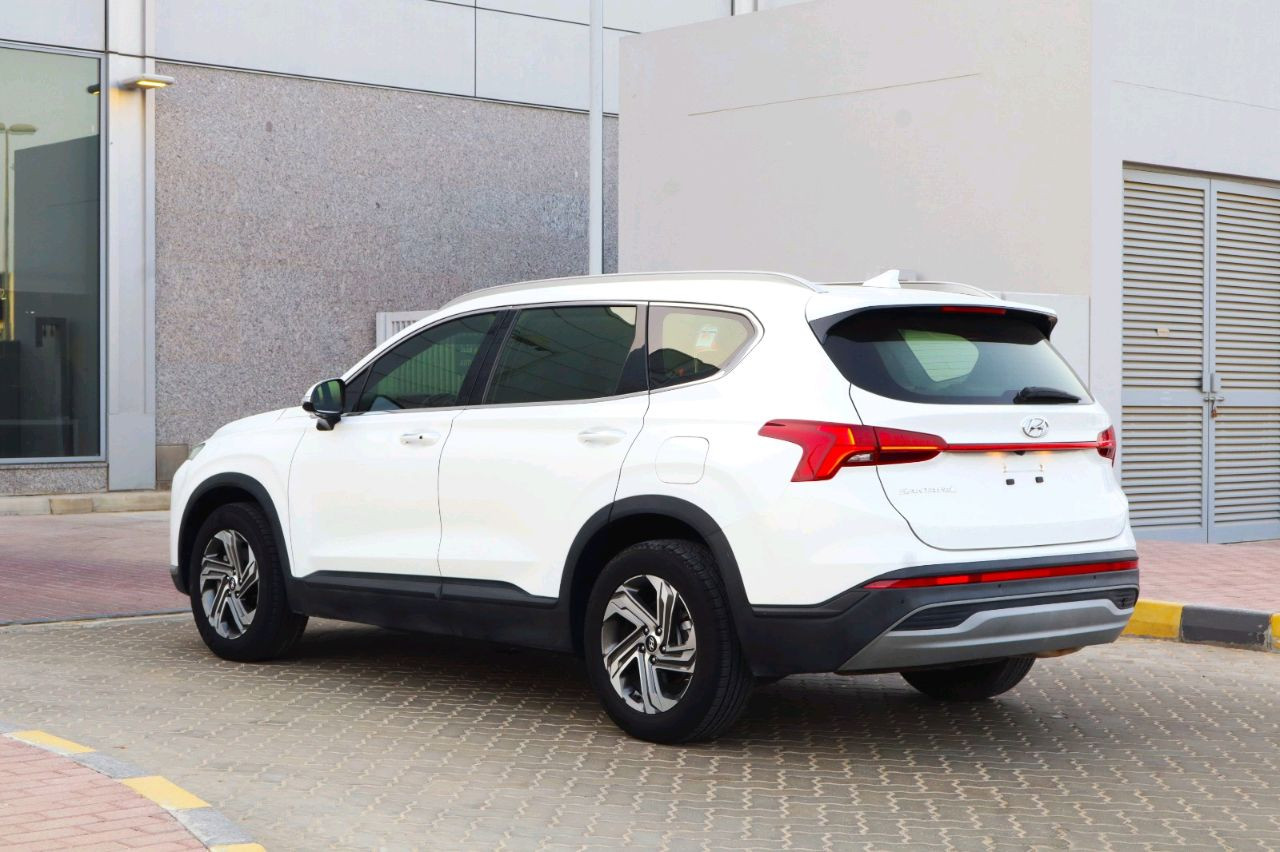 Hyundai Santa Fe - Image 11