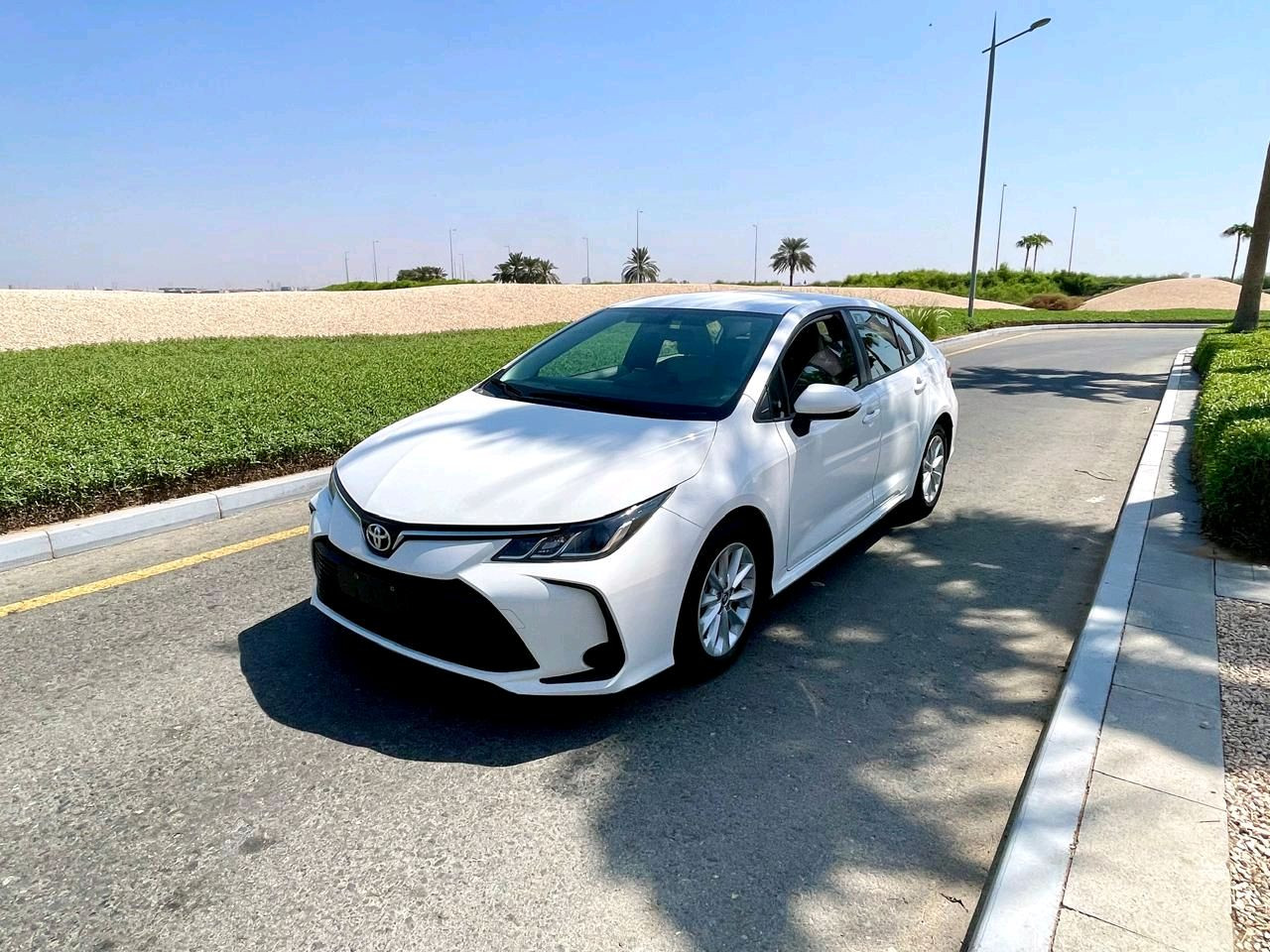 Toyota Corolla - Image 10