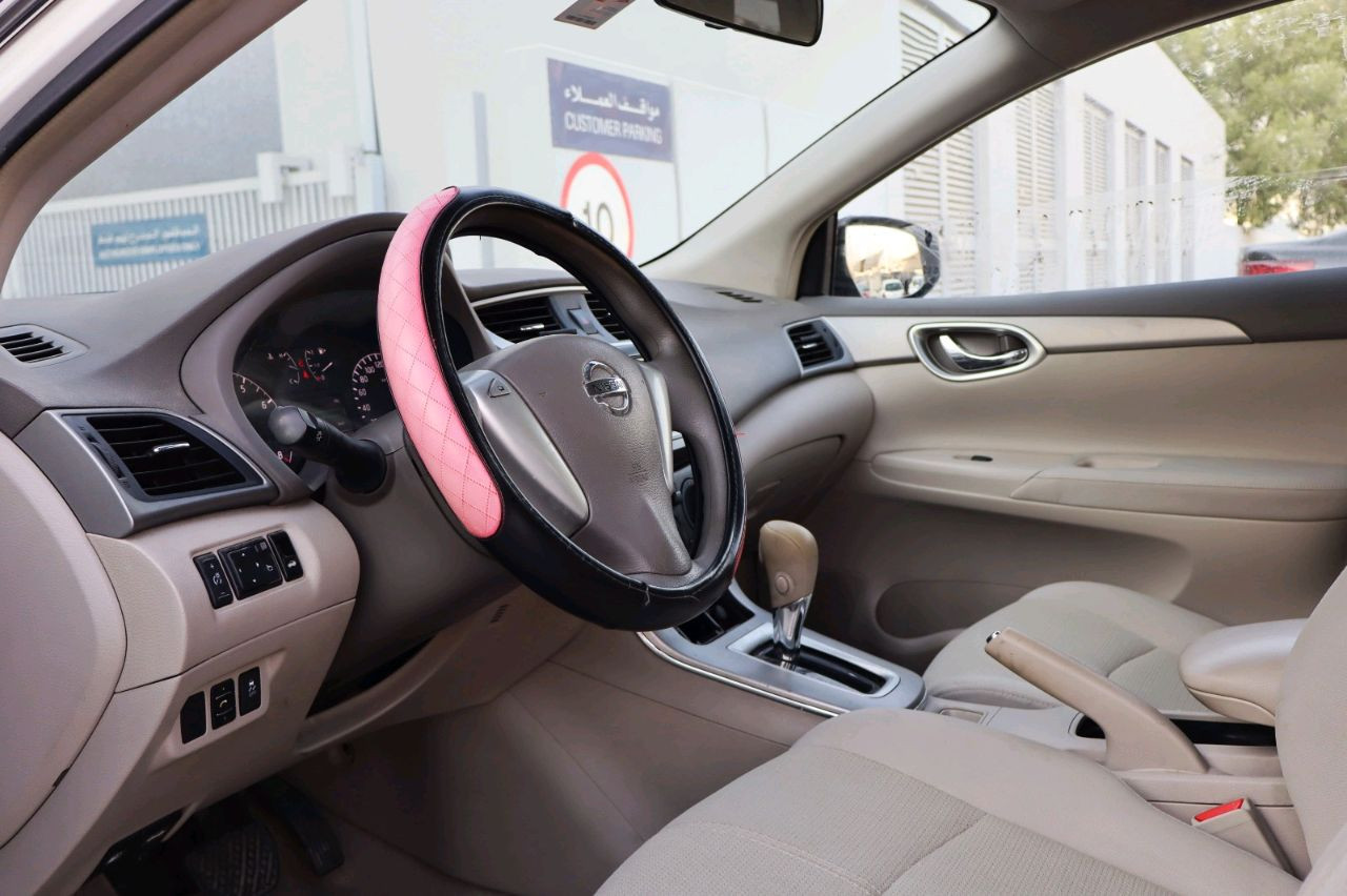 Nissan Sentra - Image 11