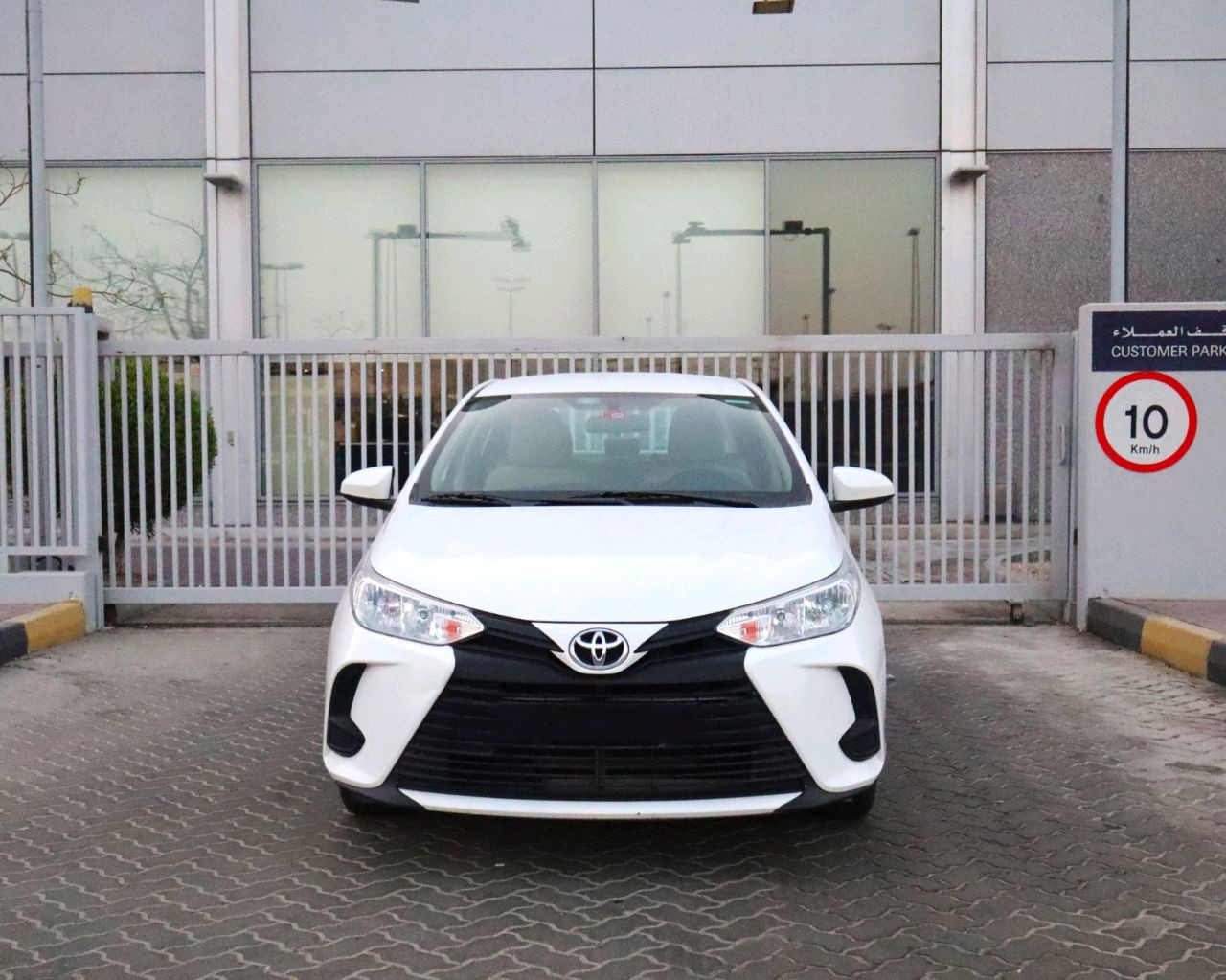 Toyota Yaris - Image 6