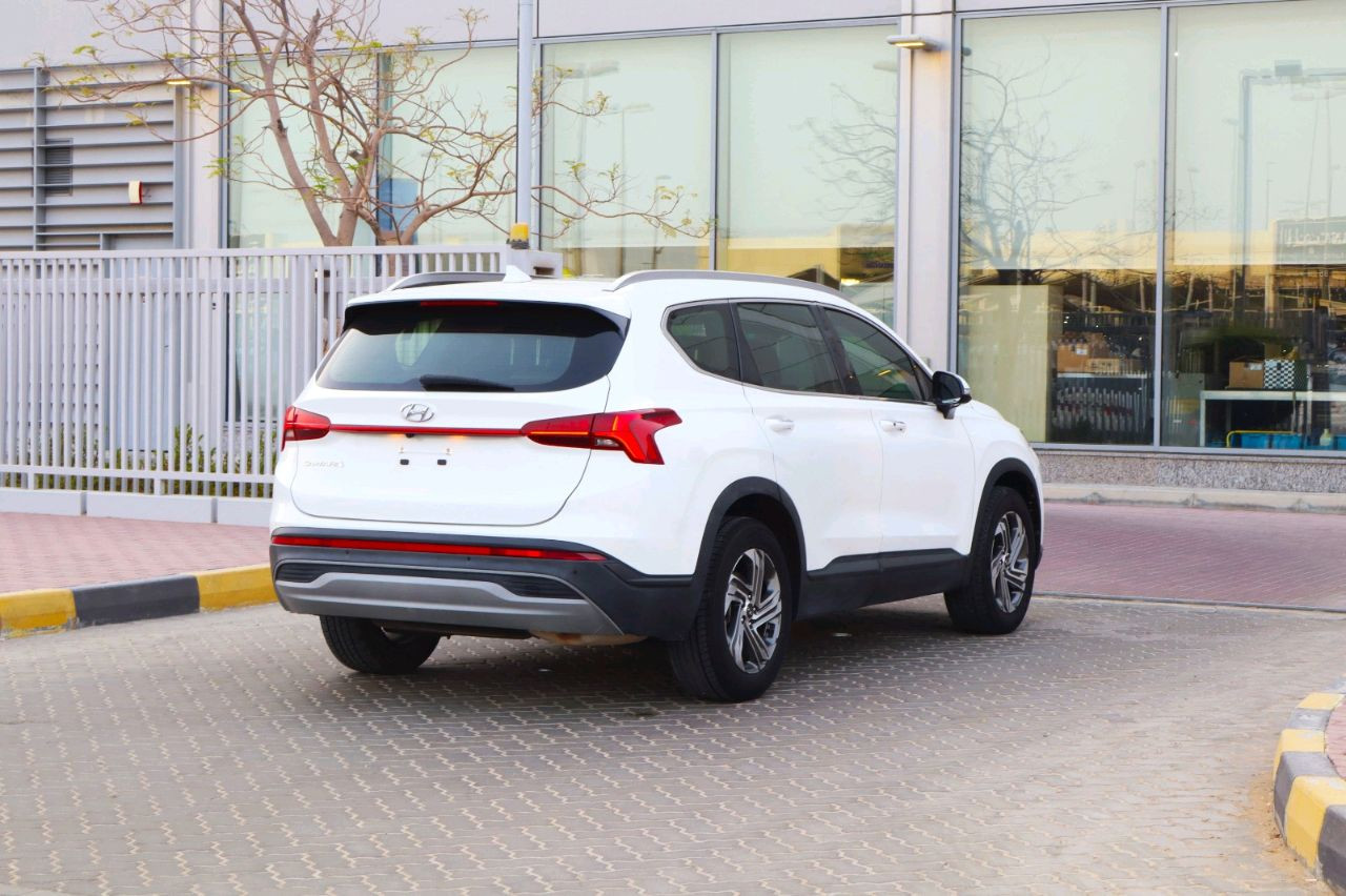 Hyundai Santa Fe - Image 12
