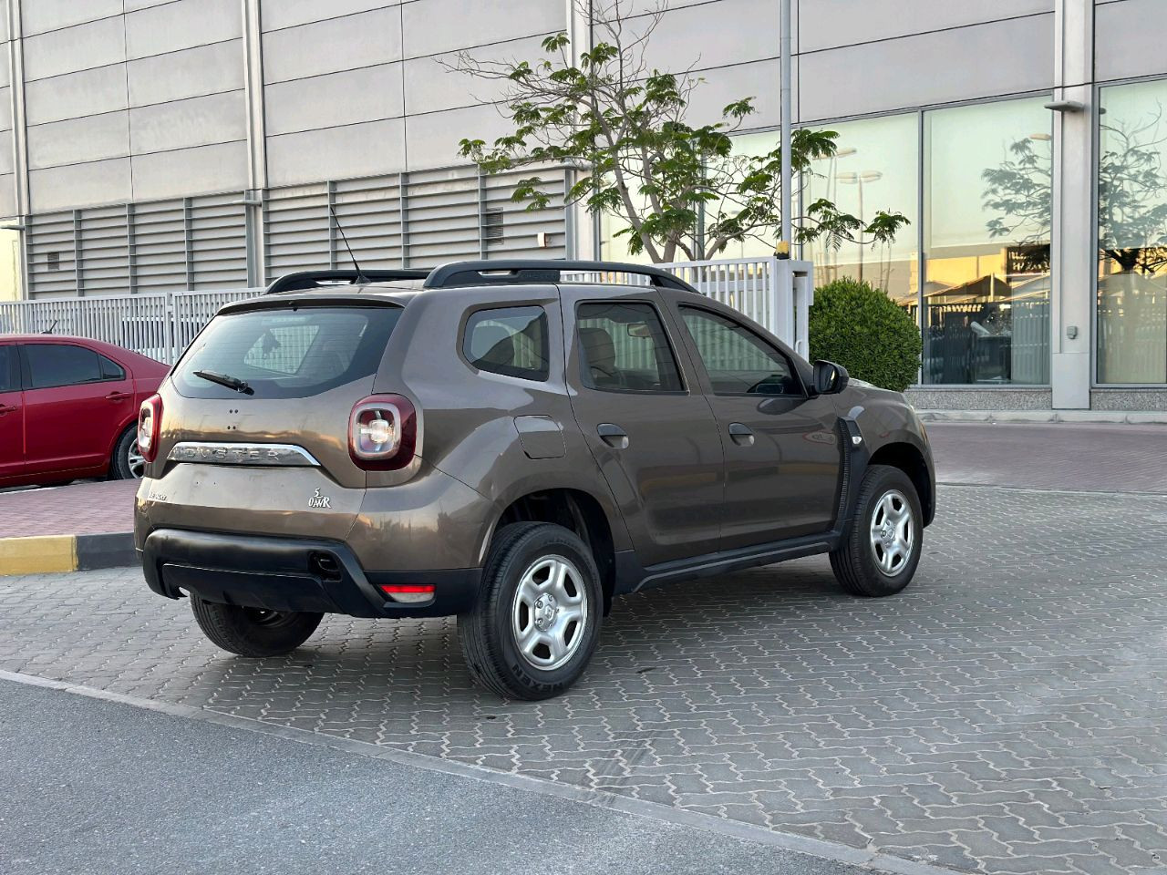 Renault Duster - Image 4