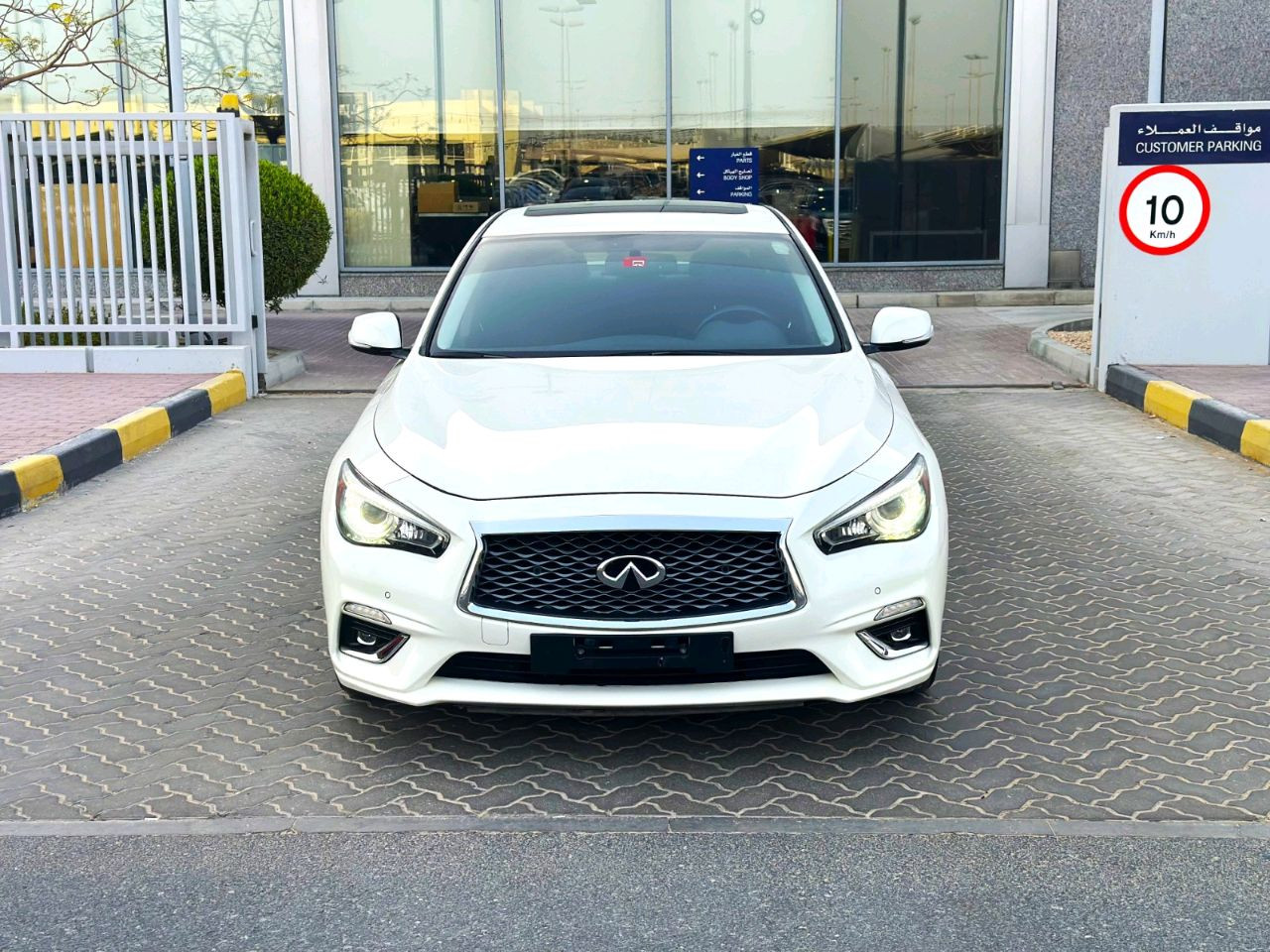 Infiniti Q50 - Image 4