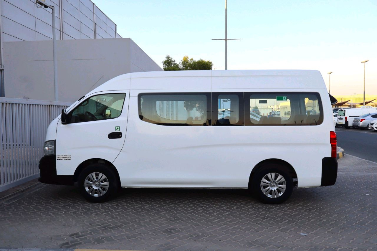 Nissan Urvan - Image 3